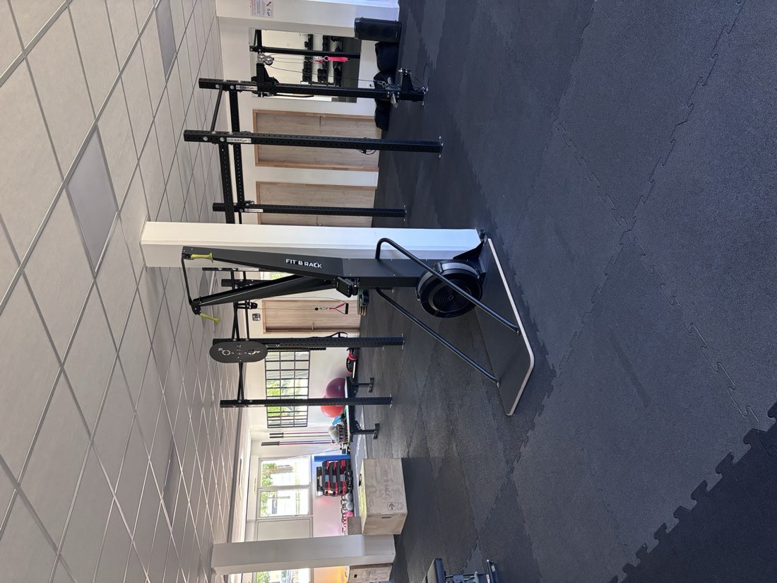 La cage de crosstraining du gymnase